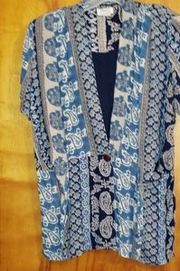 Vintage Beautiful Blue vintage 90s short sleeve blouse  W8